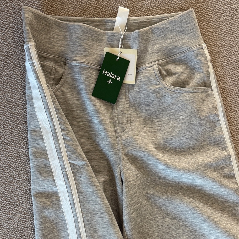 HALARA Light Gray Wide-Leg Pants